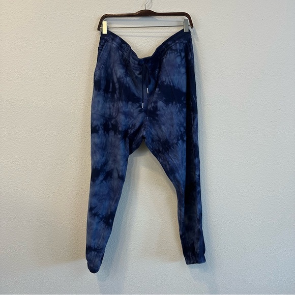 Athleta Farallon Jogger Blue Tie Dye Women’s XL 216 - Picture 2 of 5